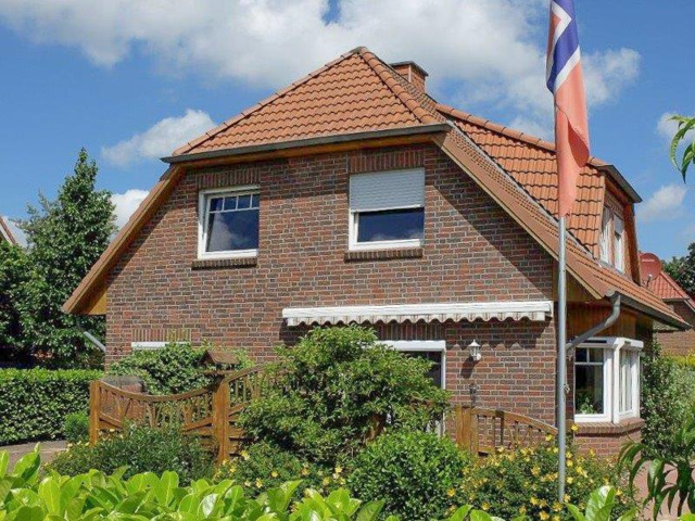 Stade-Ottenbeck: ISH-Immobilien verkauft ein schönes Einfamilienhaus mit Vollkeller!
